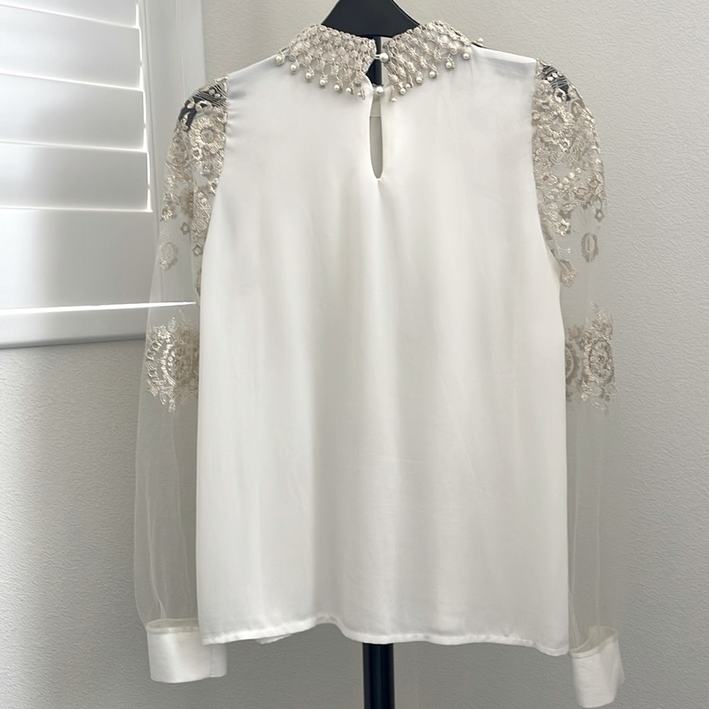 Women blouse - Picture 2 of 5